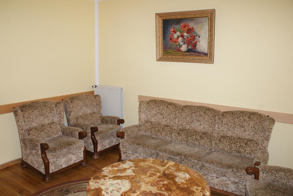 Palac Wojciechy Екстер'єр фото